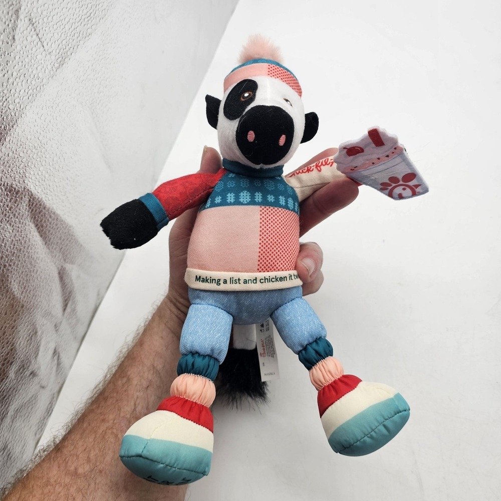 Chick-fil-A Cow Plush Stuffed Toy Small Multicolor Christmas Eat Mor‎ Chikin